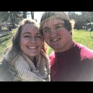 Meet your Posher, Courtney